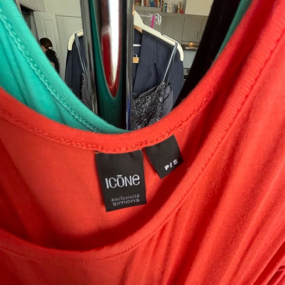 Three summer maxi dresses - Picture 4 of 6